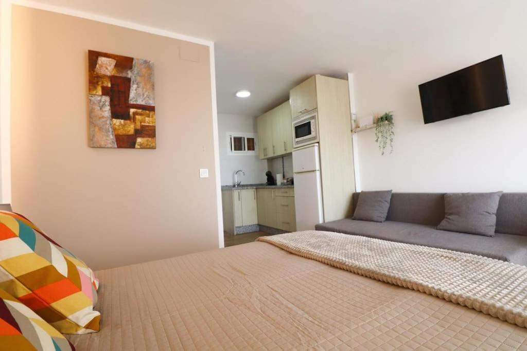 Malabiz Home Piscina Terraza Con Vistas Y Playa Benalmádena Kültér fotó