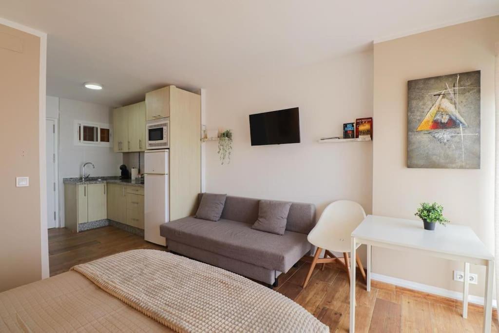 Malabiz Home Piscina Terraza Con Vistas Y Playa Benalmádena Kültér fotó