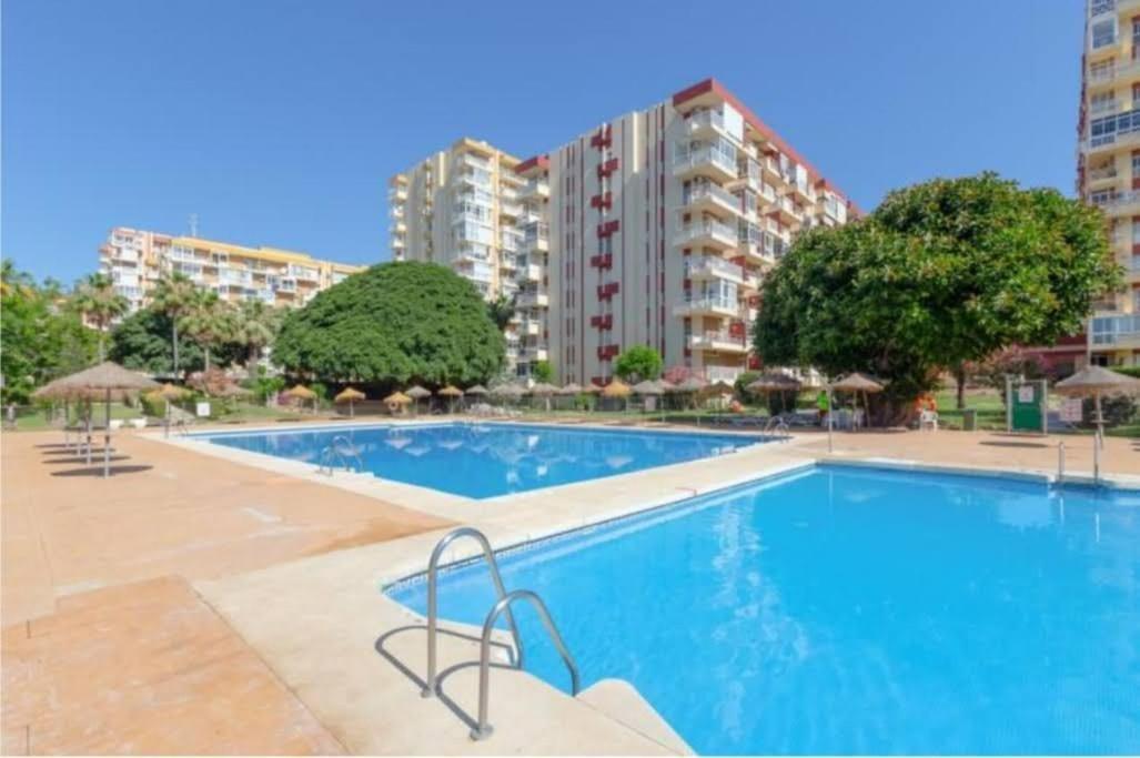 Malabiz Home Piscina Terraza Con Vistas Y Playa Benalmádena Kültér fotó